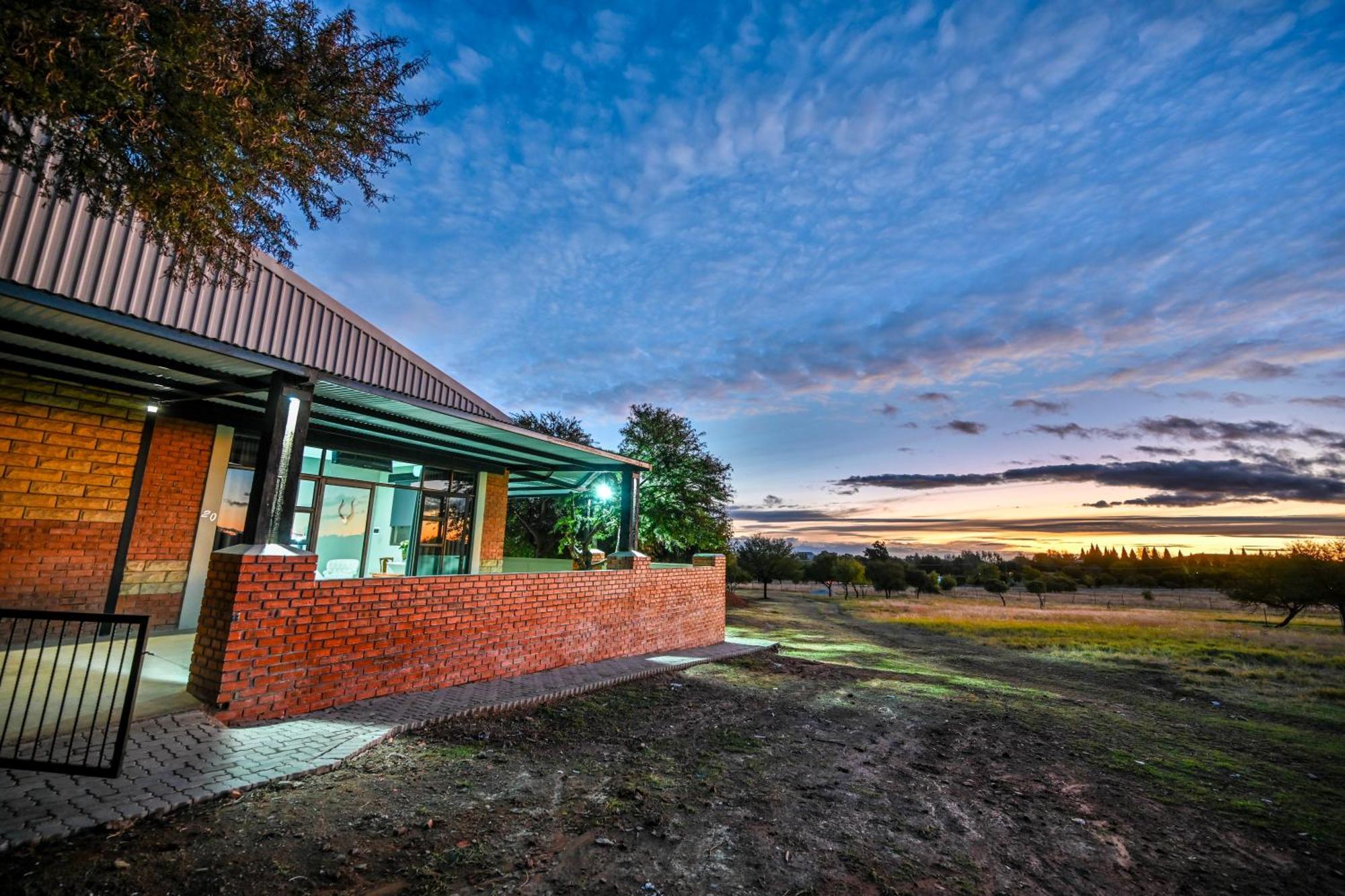 Blue Rain Guest House Bloemfontein Exterior photo